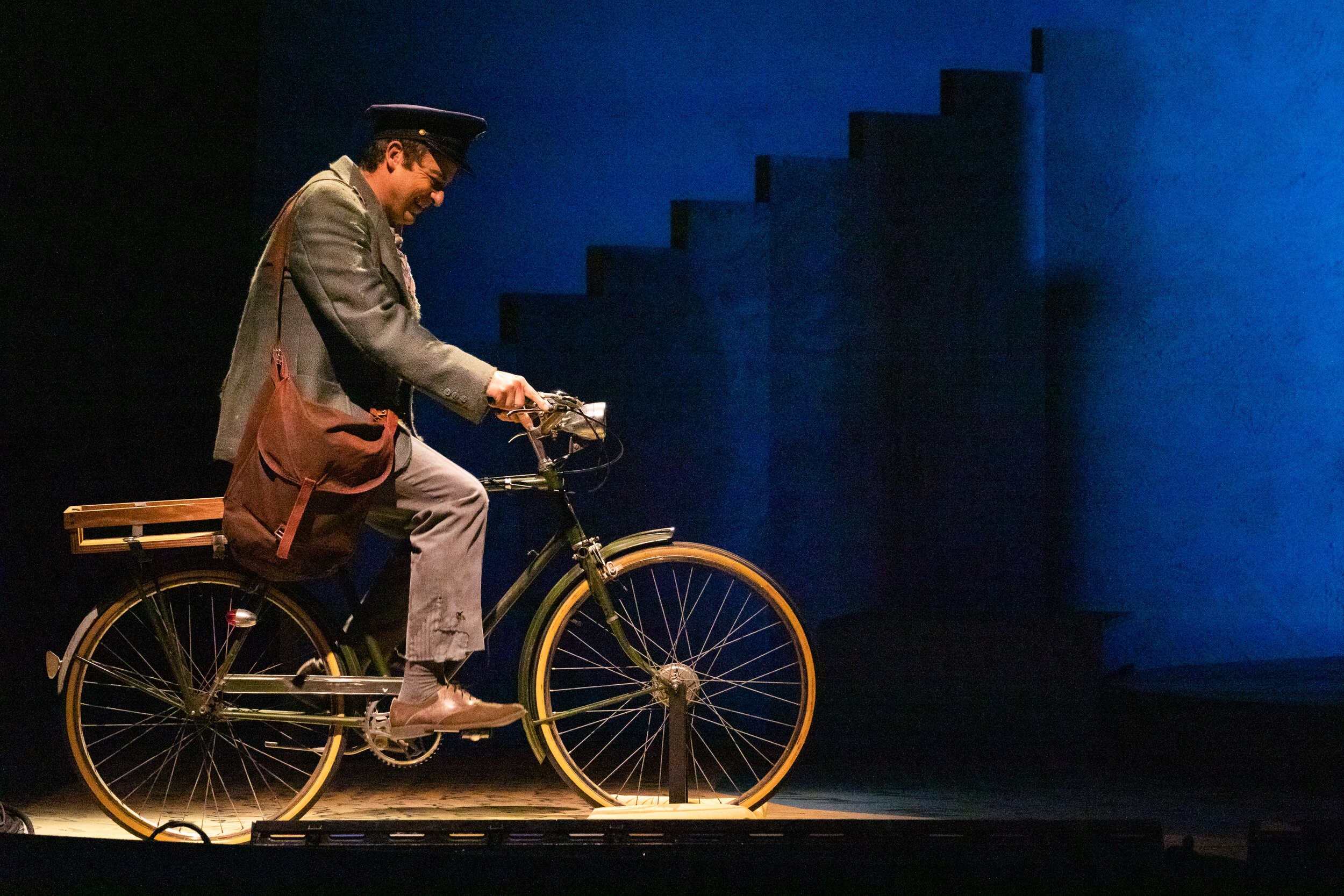 Il Postino: The Postman